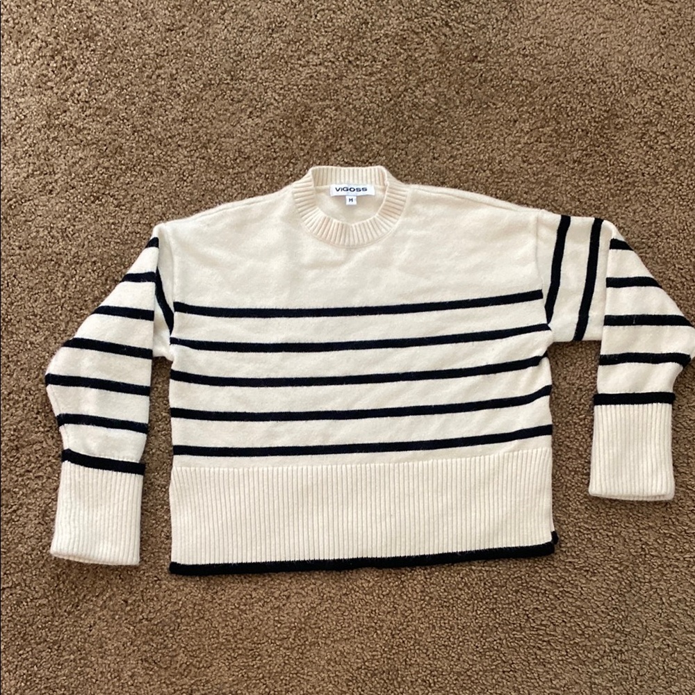VIGOSS Cream and Black Striped Women’s Sweater